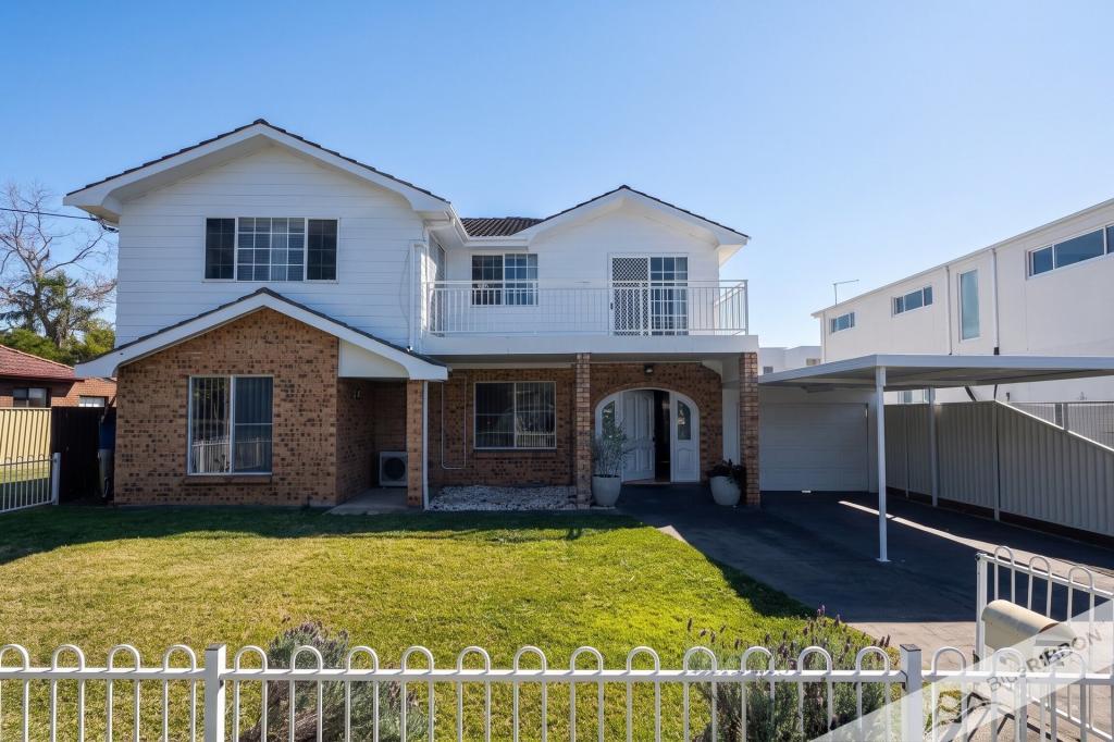 42 Reynolds St, Toongabbie, NSW 2146