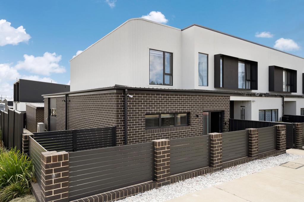 60 Berents St, Strathnairn, ACT 2615