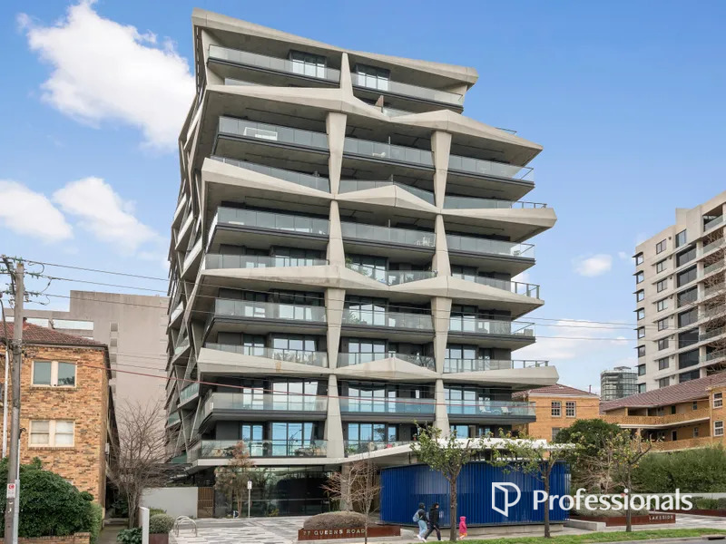 802/77 Queens Rd, Melbourne, VIC 3004