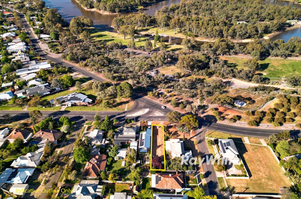 221A CURETON AVE, MILDURA, VIC 3500