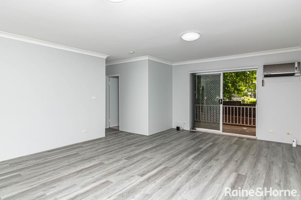 2/15 Pye St, Westmead, NSW 2145