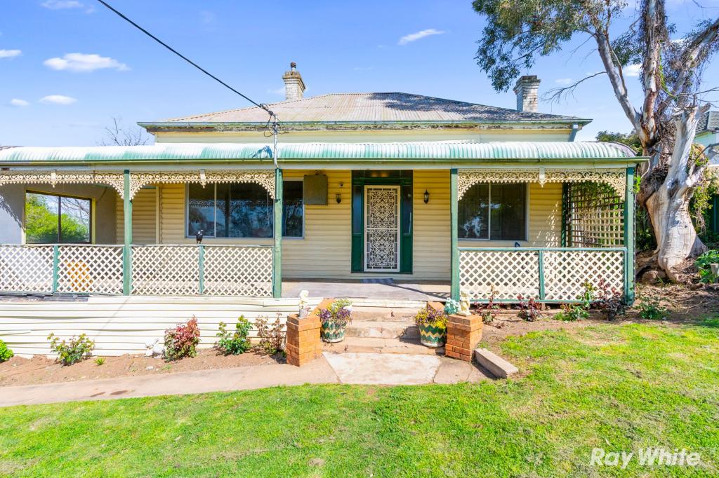 52 Kemp St, Junee, NSW 2663