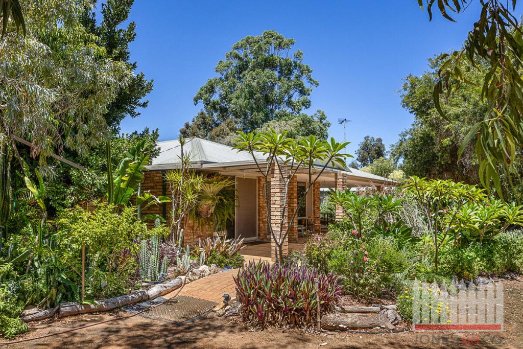 90 Birdwood Dr, Woodridge, WA 6041