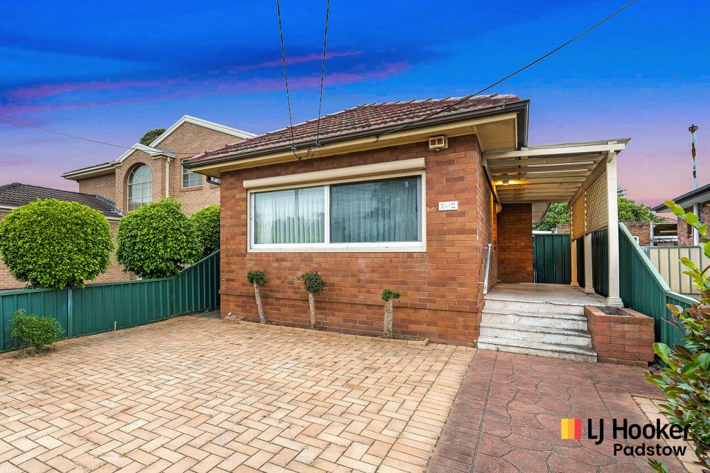 202 THE RIVER RD, REVESBY, NSW 2212