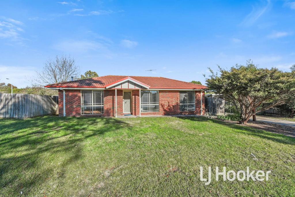 31 Meeking Dr, Pakenham, VIC 3810