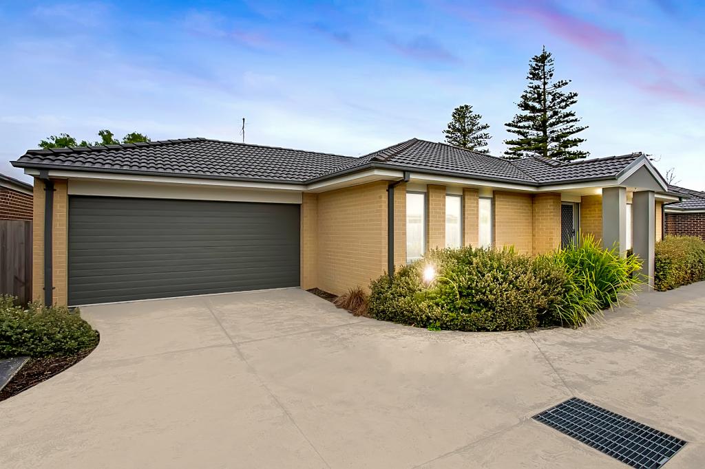 2/26a Austin Rd, Somerville, VIC 3912