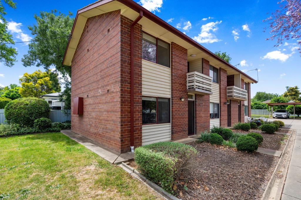 1/17 Cochrane St, Kooringal, NSW 2650