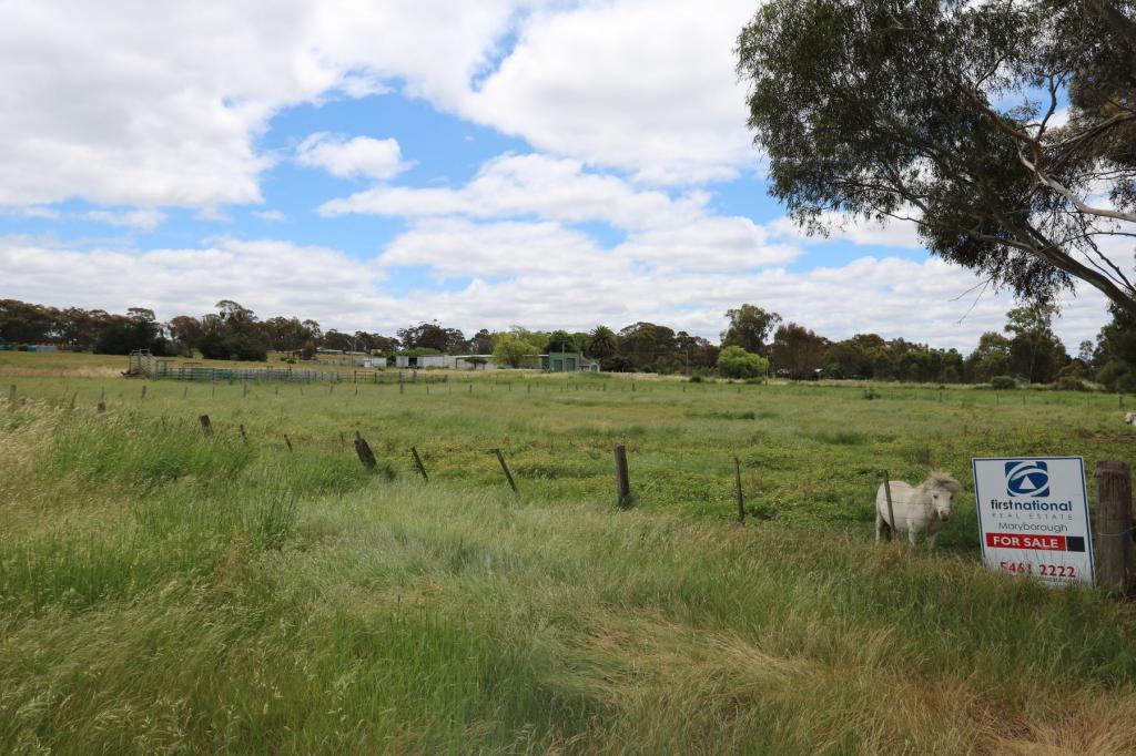 Fronting Palmerston Street, Lyndhurst St & Macauley Street, Talbot, VIC 3371