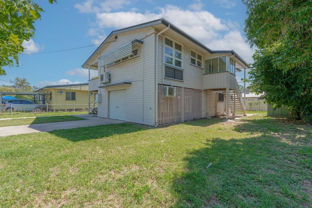 120 Hospital Rd, Emerald, QLD 4720