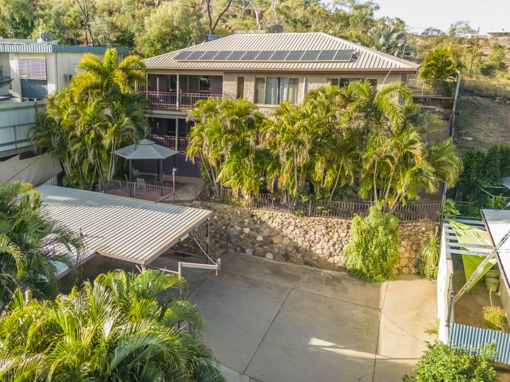 4 Bligh St, The Gap, QLD 4825