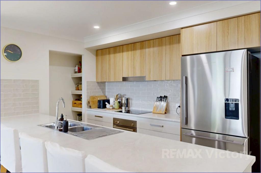 76 Raff Rd, Caboolture South, QLD 4510