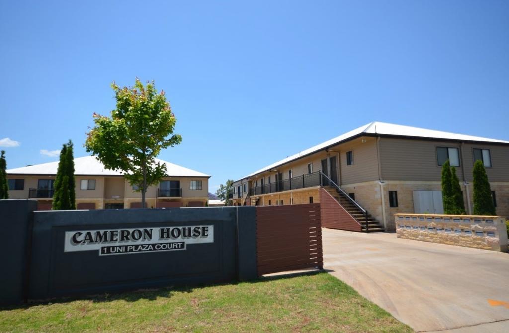 17/1-3 Uniplaza Ct, Kearneys Spring, QLD 4350