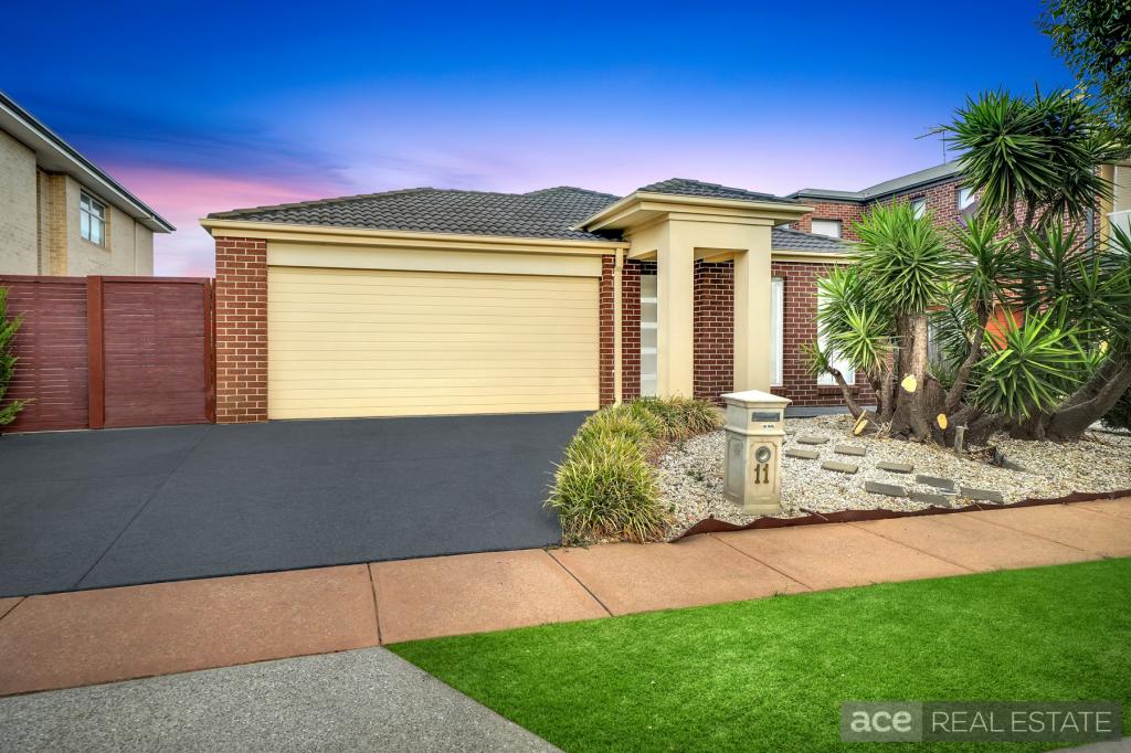 11 Blue Wren Dr, Williams Landing, VIC 3027
