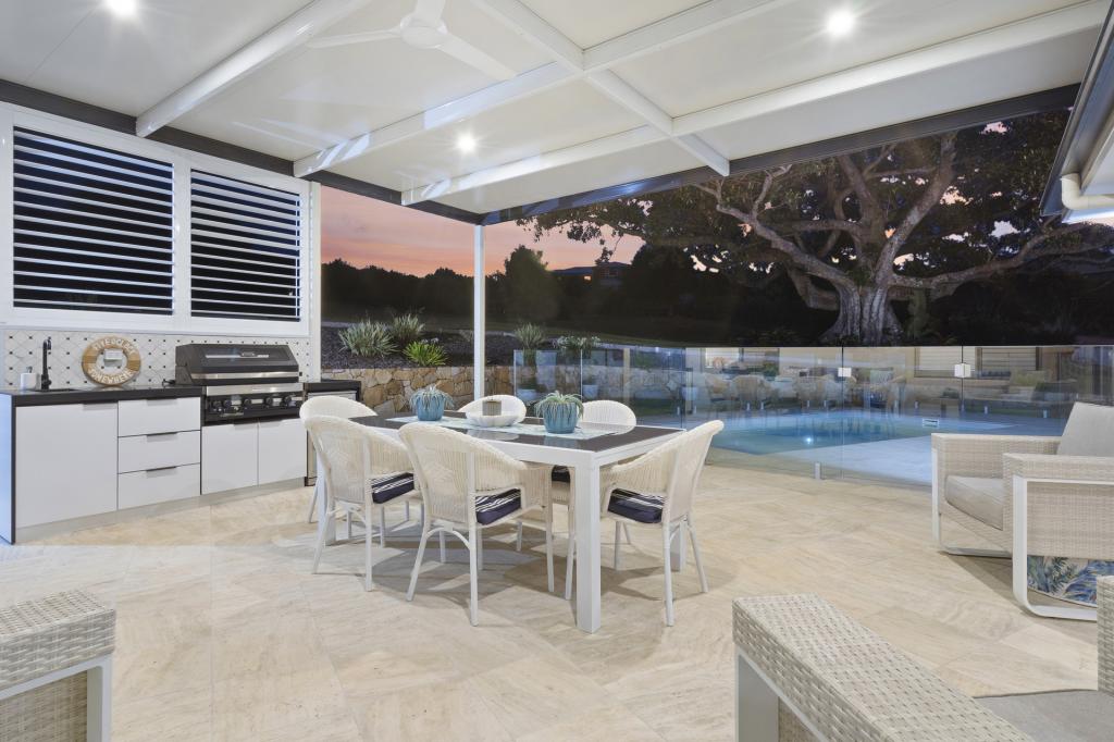 22 SUNNYCREST DR, TERRANORA, NSW 2486