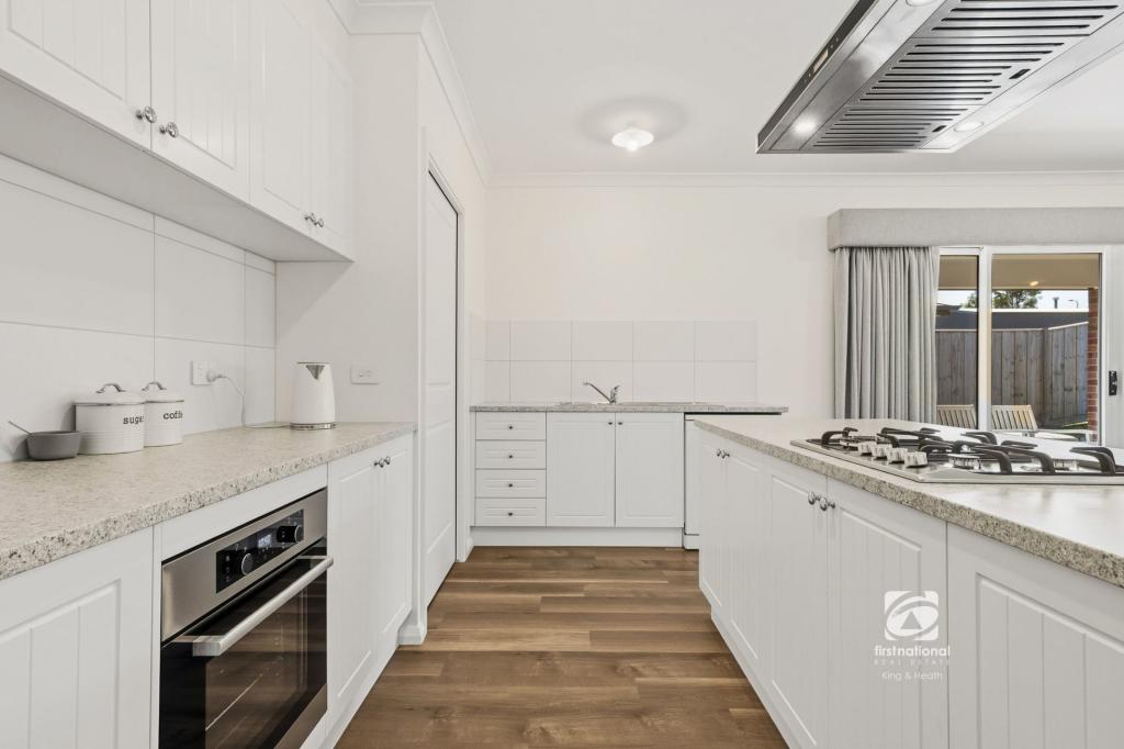 80 Laurina Way, Lucknow, VIC 3875