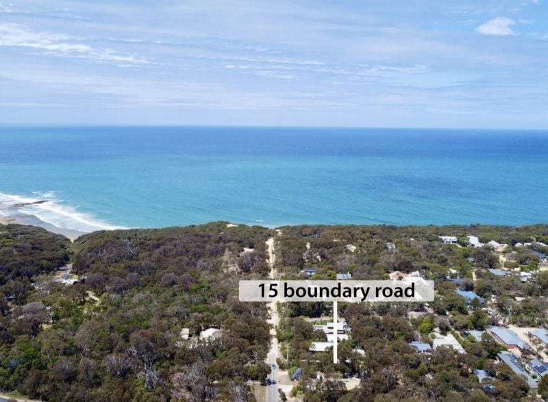 15 Boundary Rd, Aireys Inlet, VIC 3231