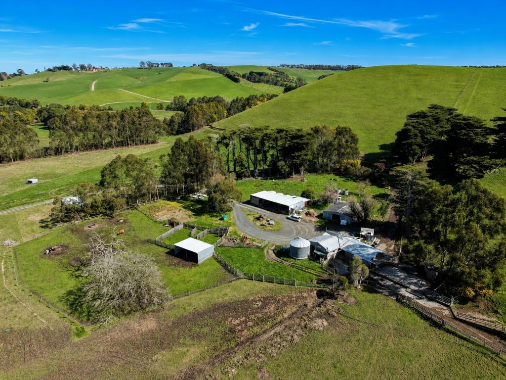 65 Armstrongs Rd, Kongwak, VIC 3951