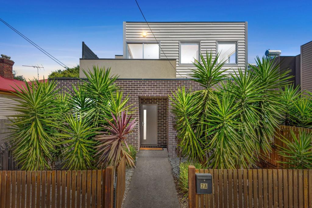 2a Swinburne St, Rippleside, VIC 3215