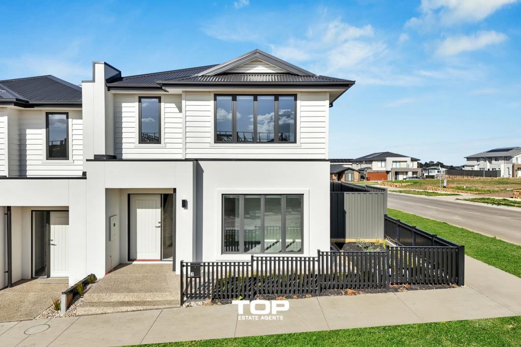 2 Bondi Walk, Berwick, VIC 3806