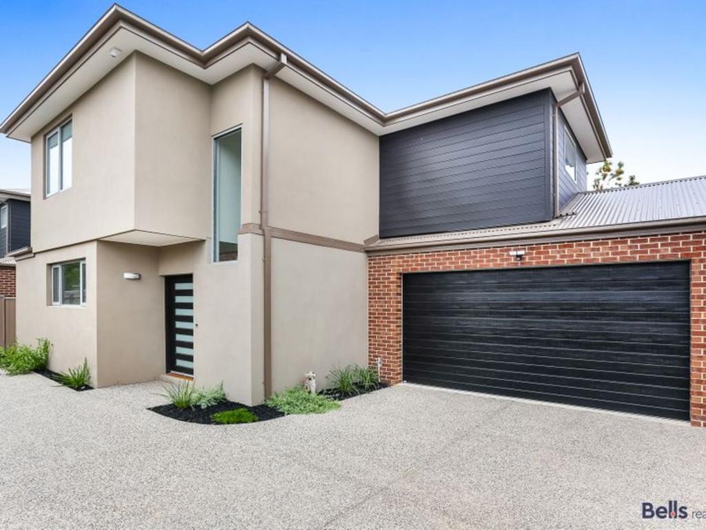 2/5 Clairmont St, Albion, VIC 3020