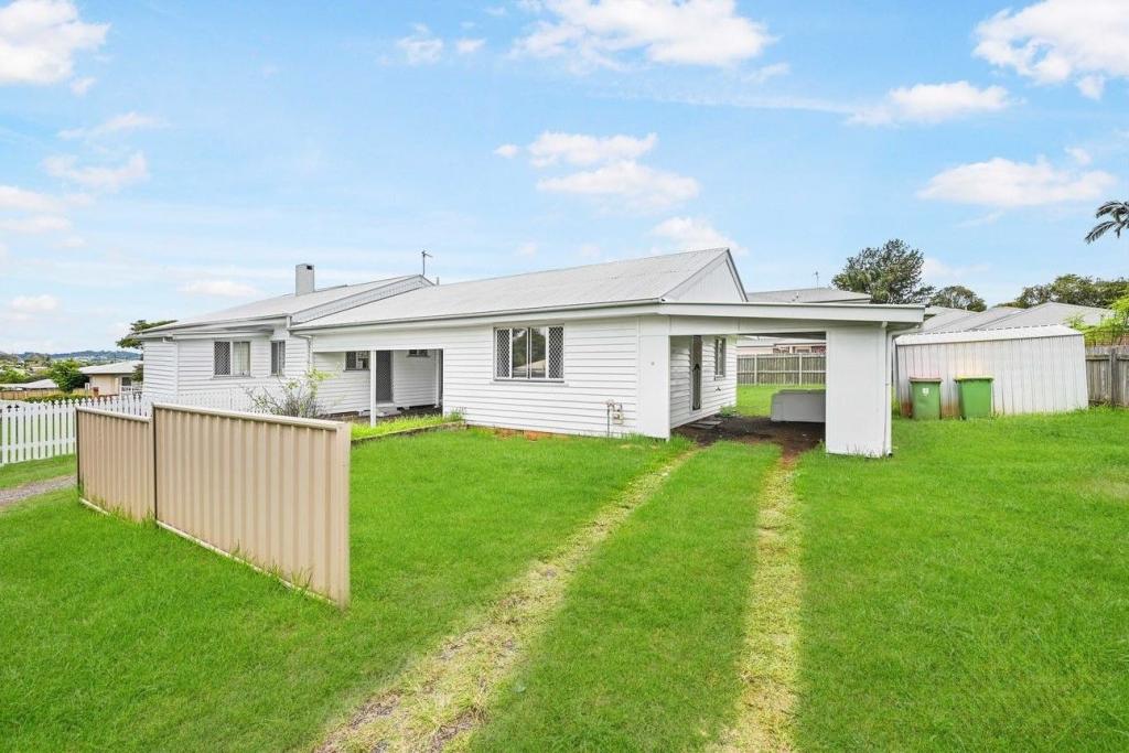 3/272 Bridge St, Newtown, QLD 4350