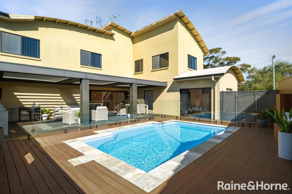 24 Wagin St, Shoalhaven Heads, NSW 2535