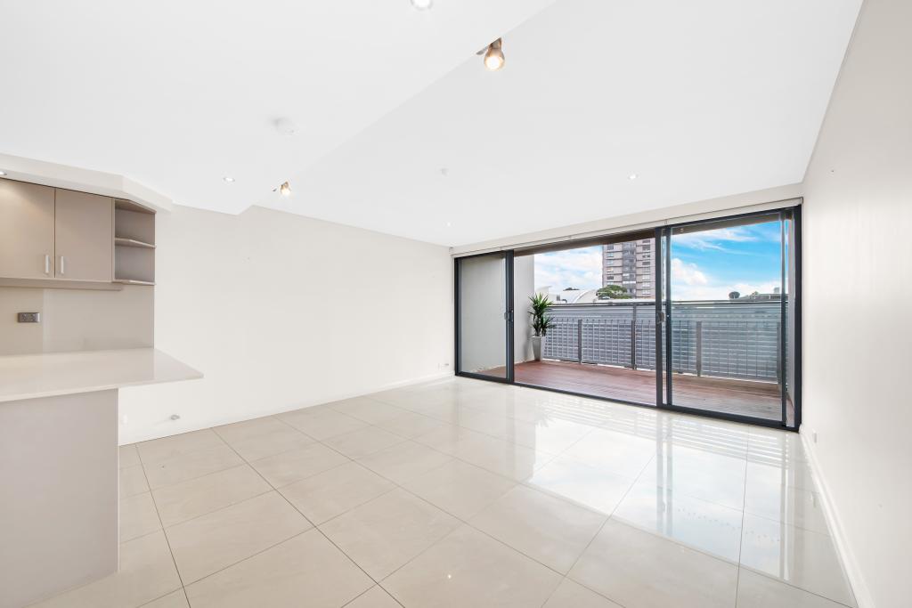 1/132 MILITARY RD, NEUTRAL BAY, NSW 2089