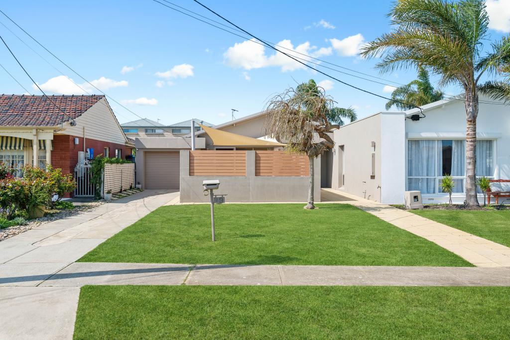 2/9 White Sands Dr, West Beach, SA 5024