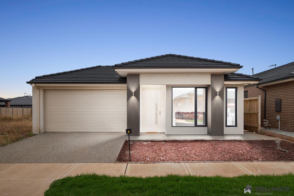 7 BENHAR ST, THORNHILL PARK, VIC 3335