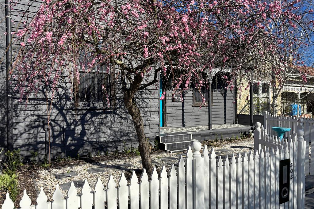 303 Macarthur St, Soldiers Hill, VIC 3350