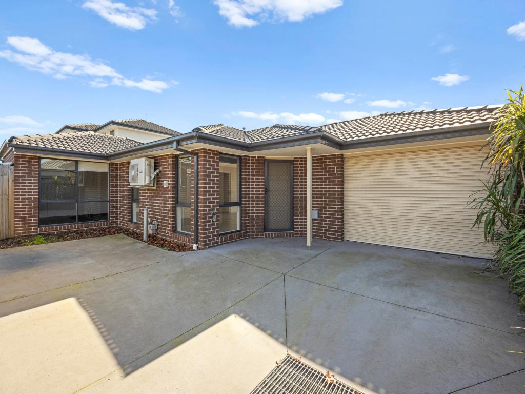 87A SLADEN ST, CRANBOURNE, VIC 3977
