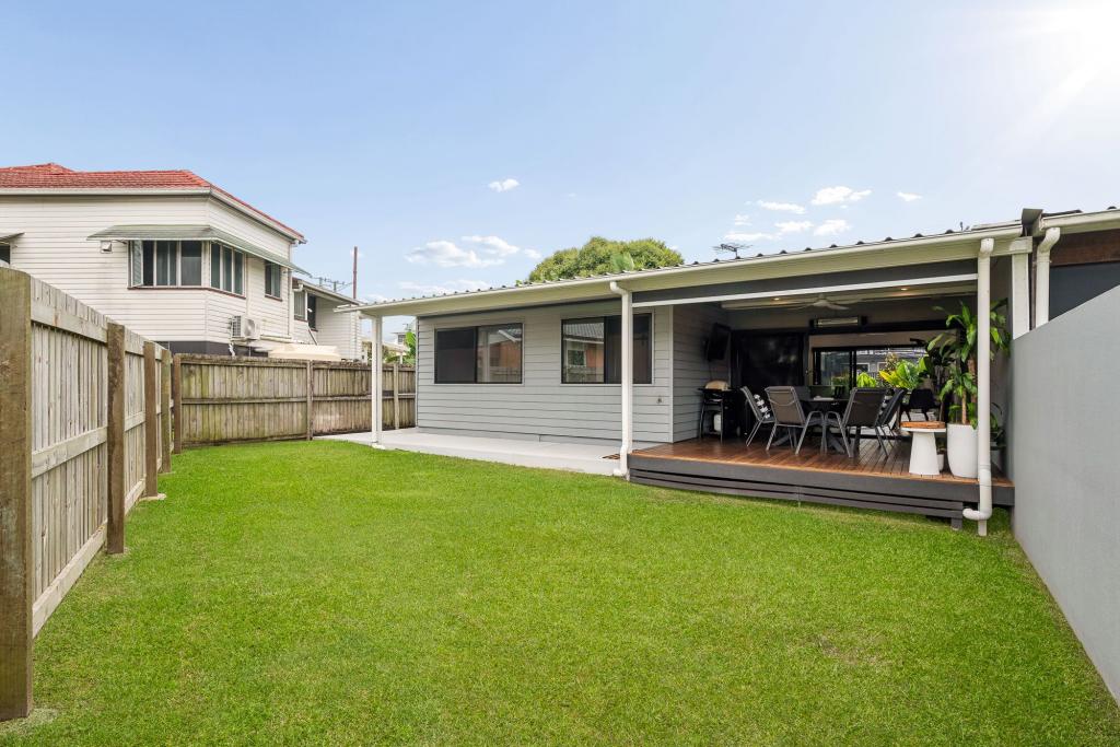 12 Adina St, Norman Park, QLD 4170