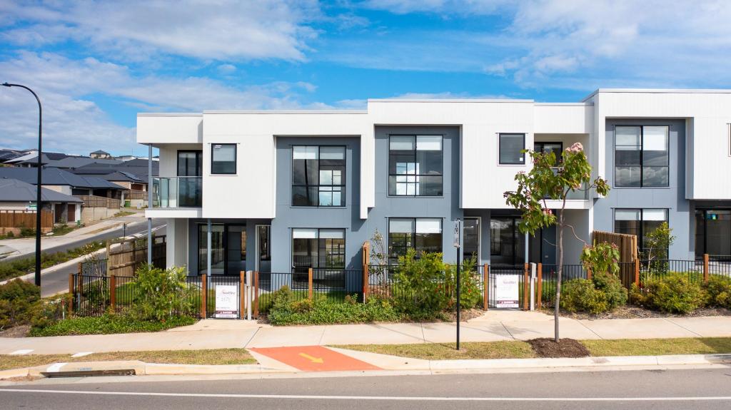 484 Grande Ave, Spring Mountain, QLD 4300