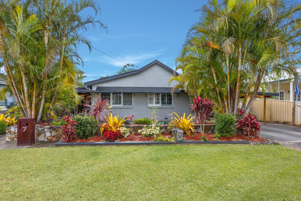 7 Kendall Rd, Empire Bay, NSW 2257