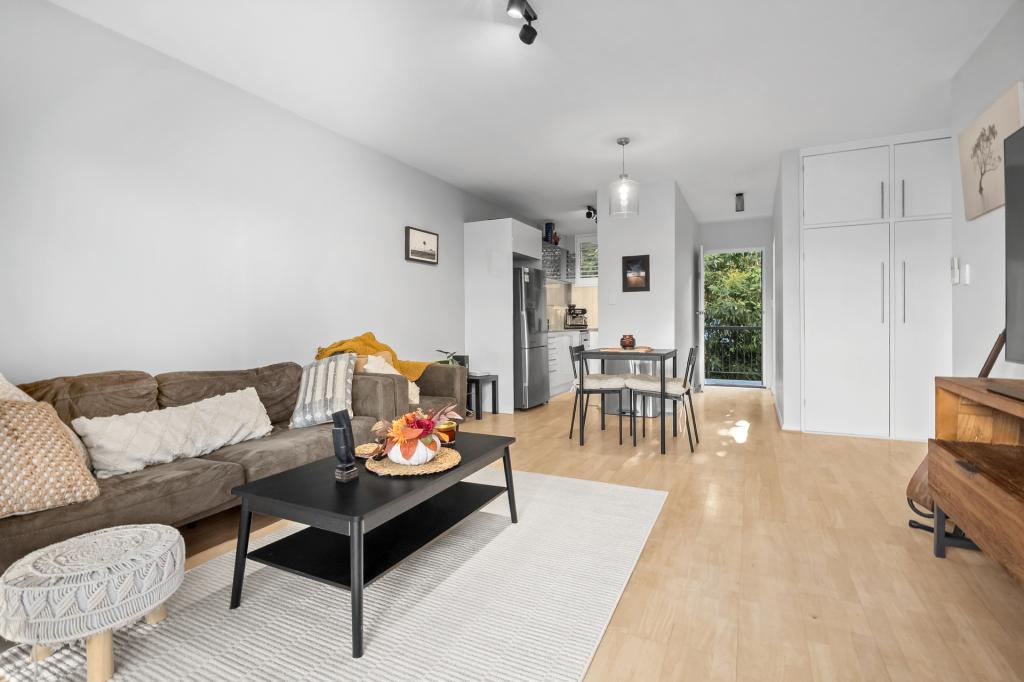 2/30 LONDON RD, CLAYFIELD, QLD 4011