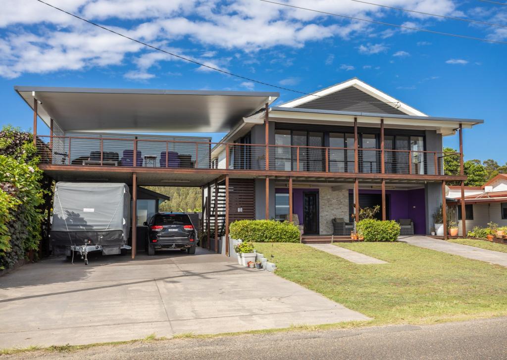 13 Main St, Manning Point, NSW 2430
