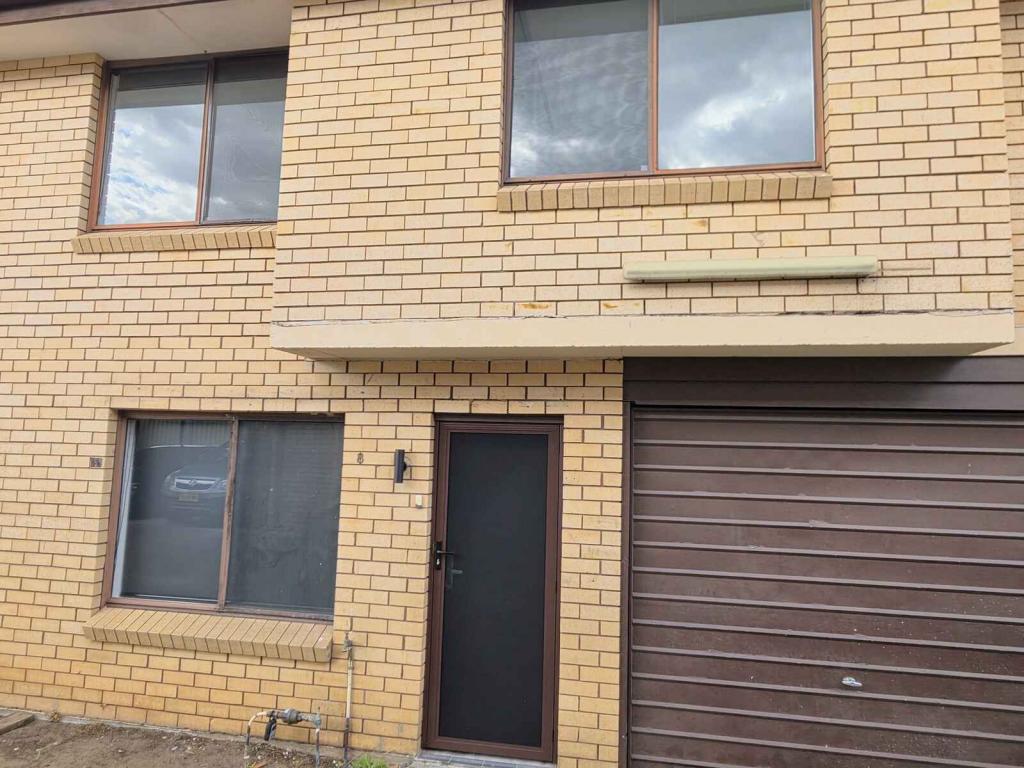 8/16 Hardy St, Fairfield, NSW 2165
