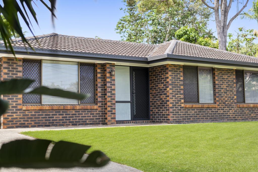 17 Crown Rd, Alexandra Hills, QLD 4161