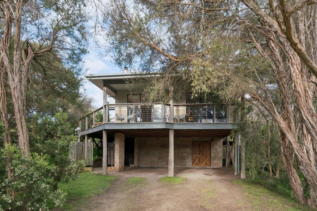 5 Bass Meadows Bvd, St Andrews Beach, VIC 3941