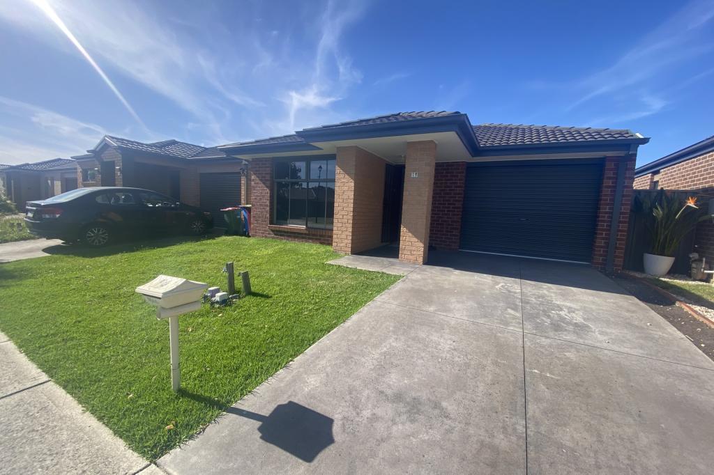 19 Challenger Cct, Cranbourne East, VIC 3977