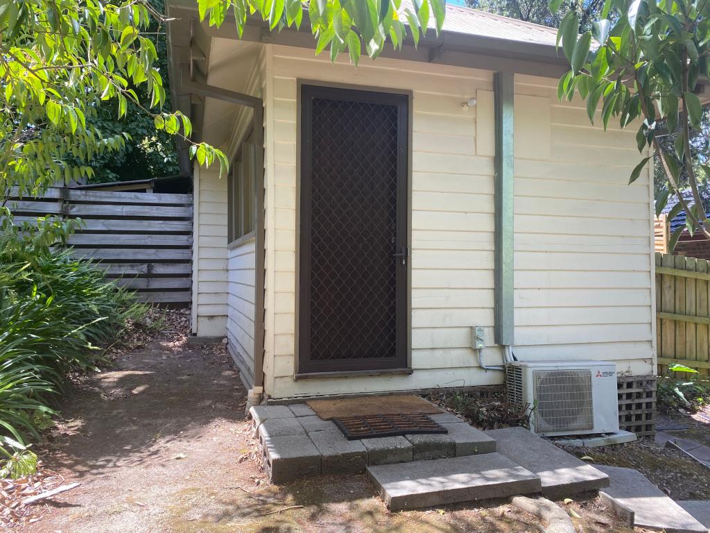 10a Glenora Ave, Croydon, VIC 3136