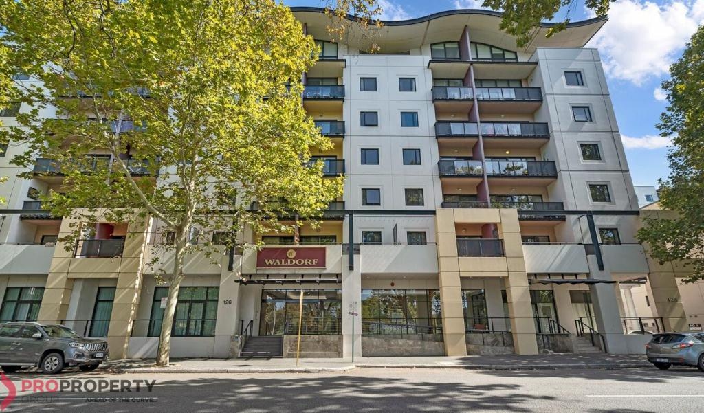208/126 Mounts Bay Rd, Perth, WA 6000