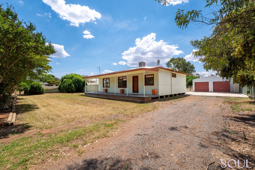 41 Schwab Rd, Yenda, NSW 2681