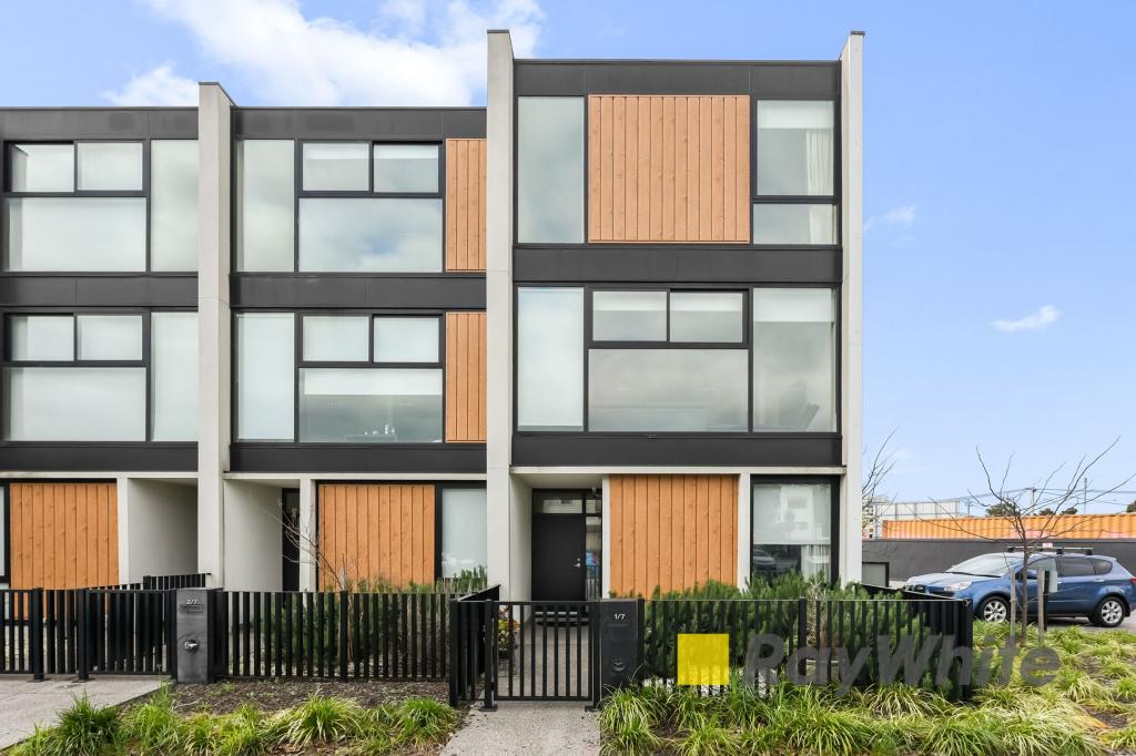 1/7 Hornsby St, Dandenong, VIC 3175