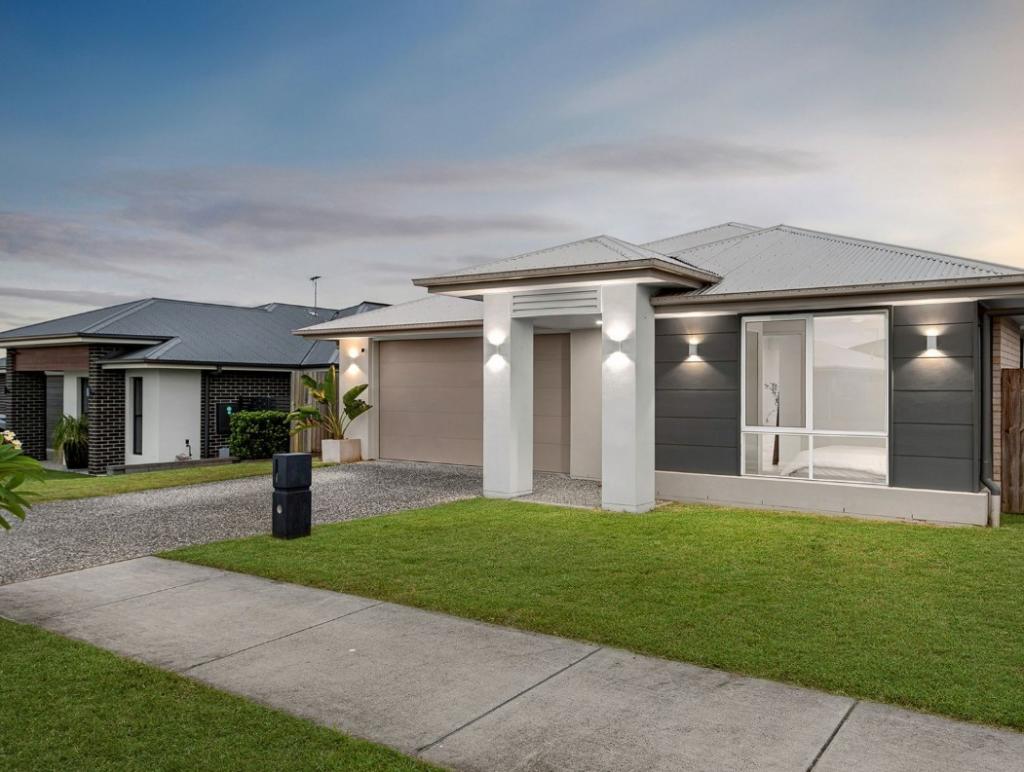 3 Swensen St, Greenbank, QLD 4124