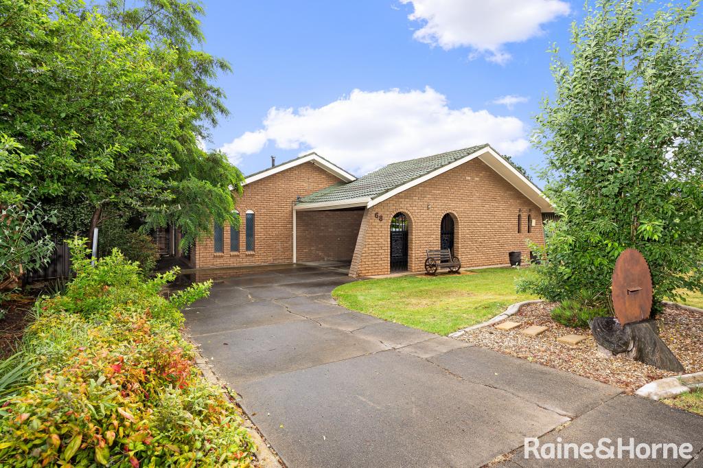 68 Jasmin Cres, Lake Albert, NSW 2650