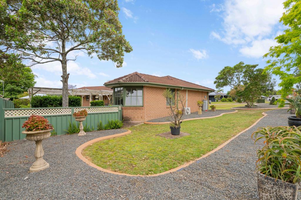 9 WASDALE PL, BOMADERRY, NSW 2541