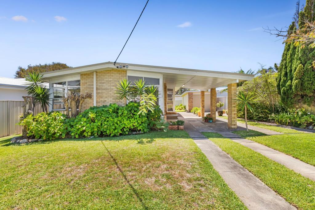 15 Civic Ave, Caves Beach, NSW 2281