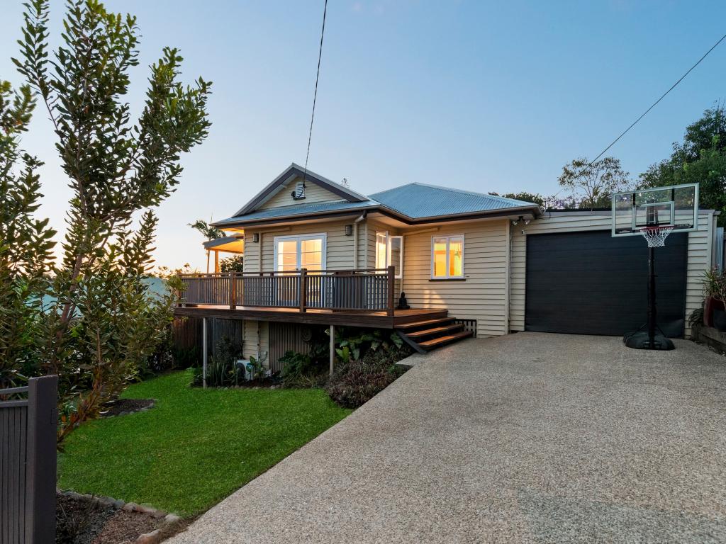 98 Florence St, Carina, QLD 4152