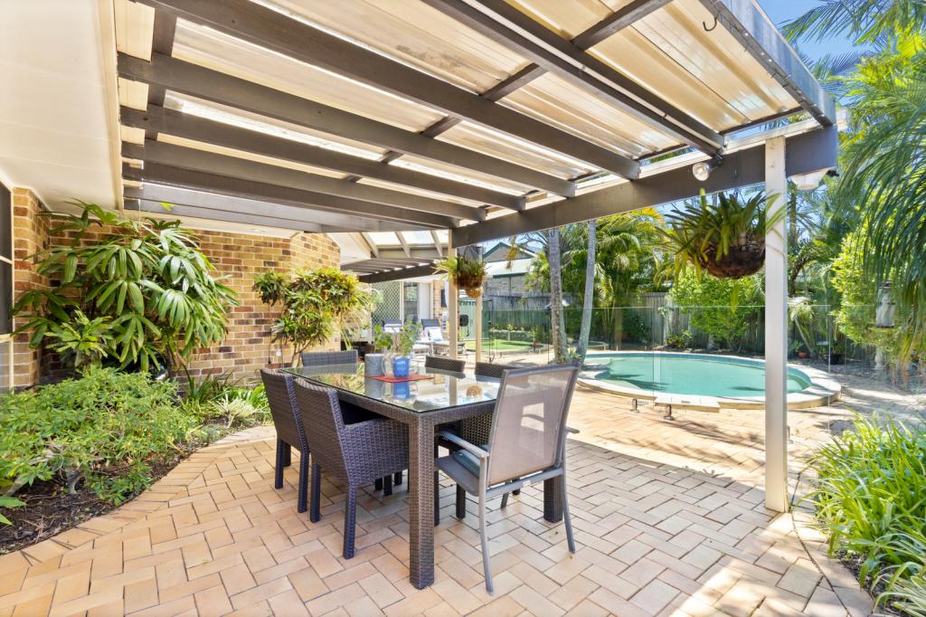 25 Greg Norman Cres, Parkwood, QLD 4214